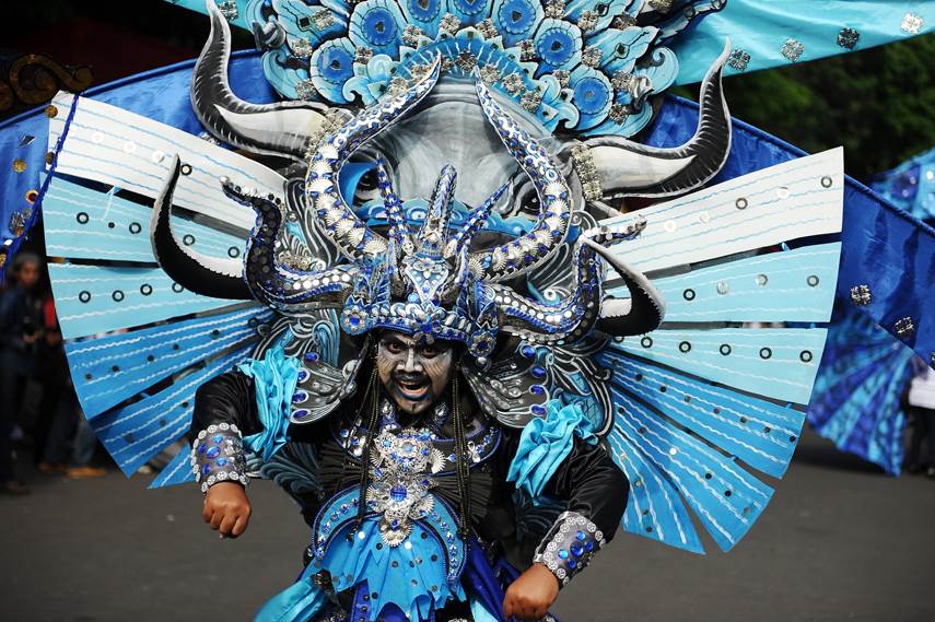 Revelers Gather For Banyuwangi Ethno Carnival 2013