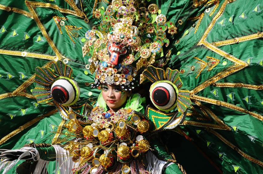 Revelers Gather For Banyuwangi Ethno Carnival 2013
