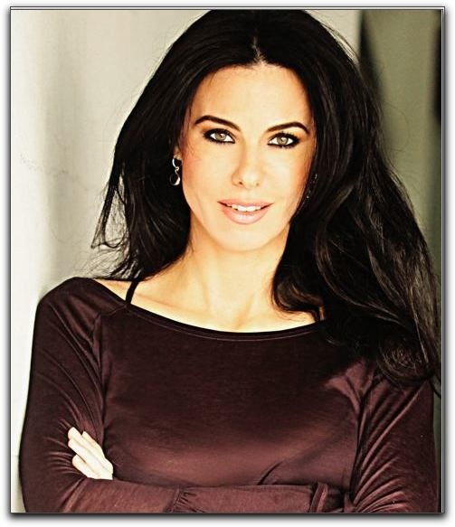 DEFNE SAMYELİ